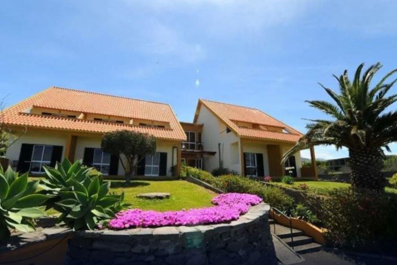 Bed and Breakfast Residencial Farol Ponta do Pargo Esterno foto