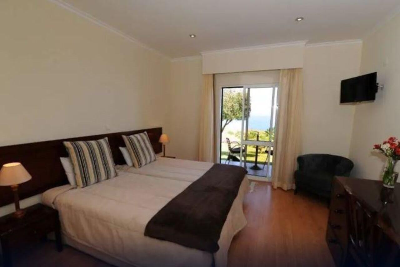 Bed and Breakfast Residencial Farol Ponta do Pargo Esterno foto