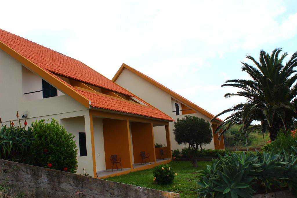 Bed and Breakfast Residencial Farol Ponta do Pargo Esterno foto